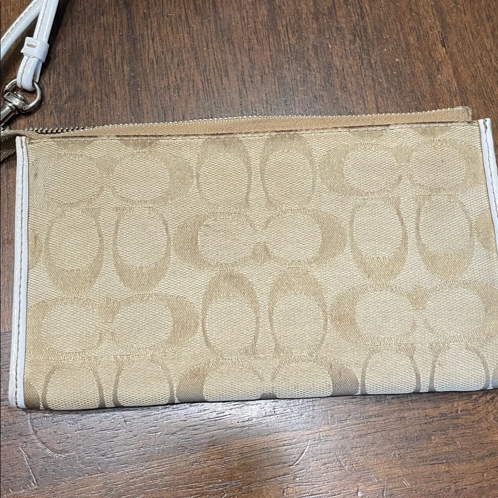 Coach Signiture hobo crossbody or shoulder bag and wallet